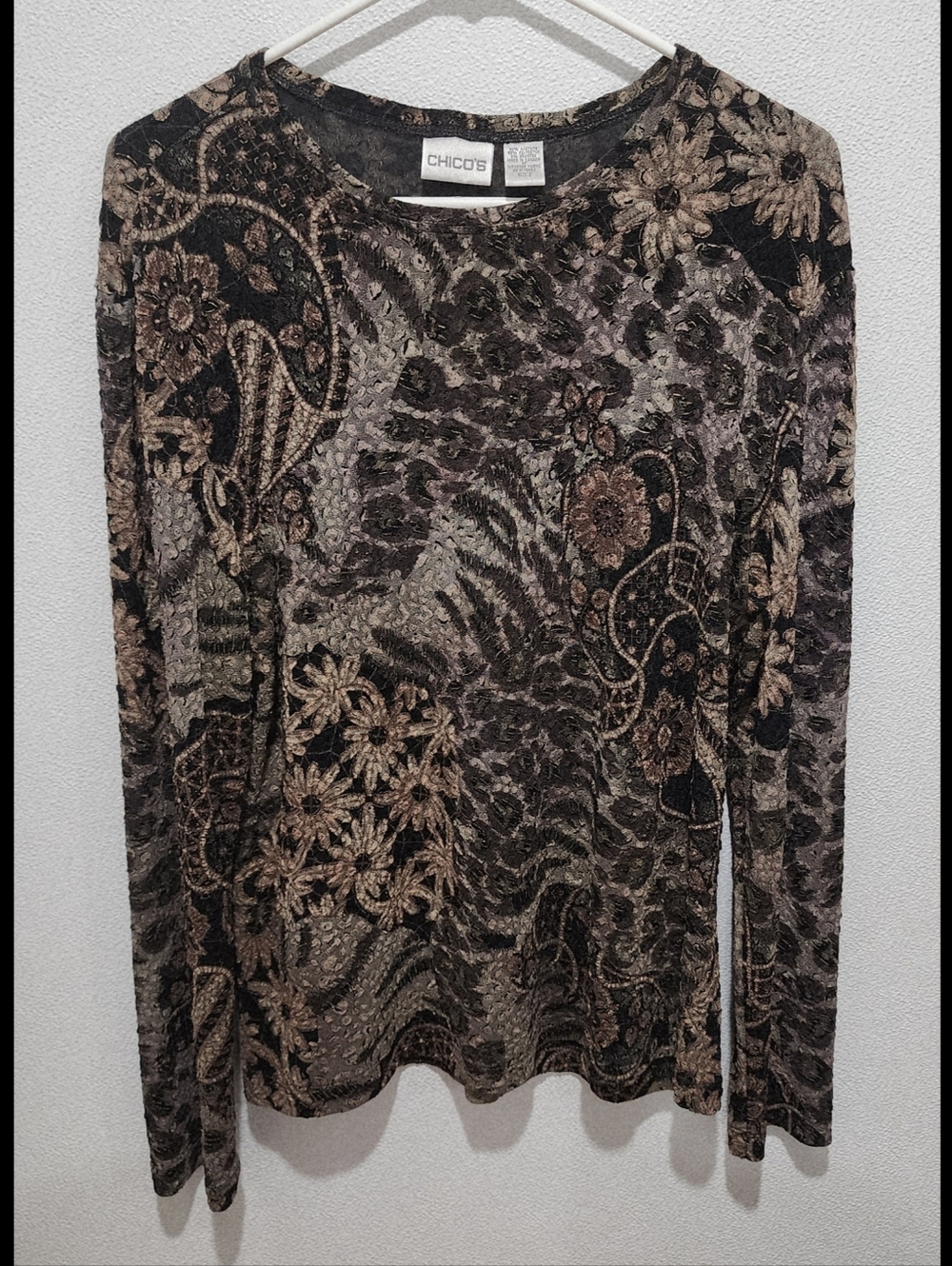 Chicos Long Sleeve Top Size 2 Large Stretch Textured Floral Artsy